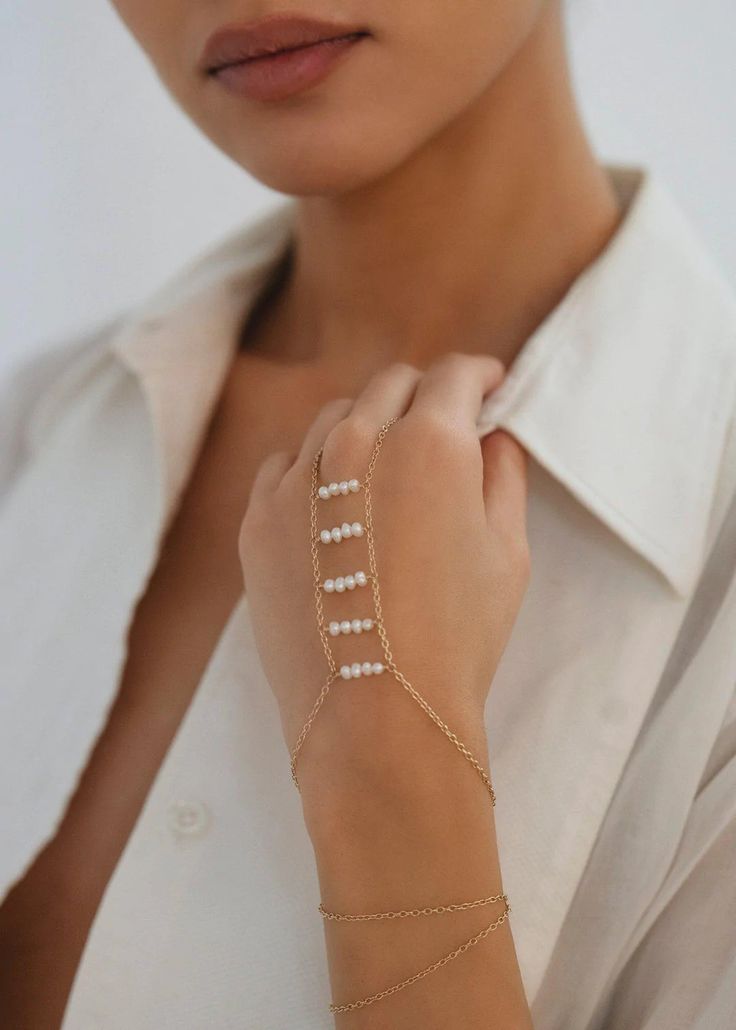 Malvika Hand Chain