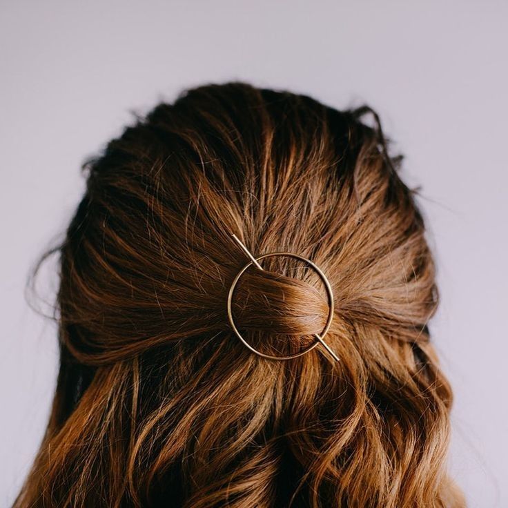 Charu Hair Shawl Pin