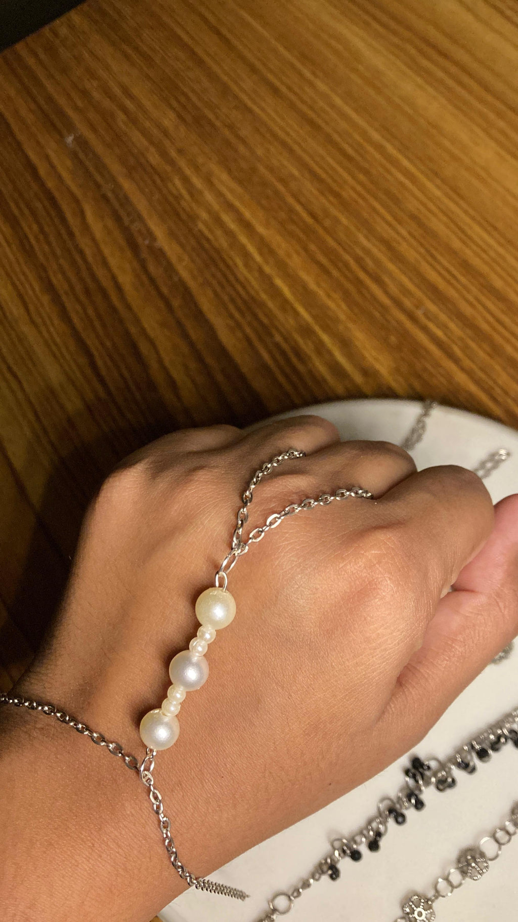 Missi Silver Hand Chain